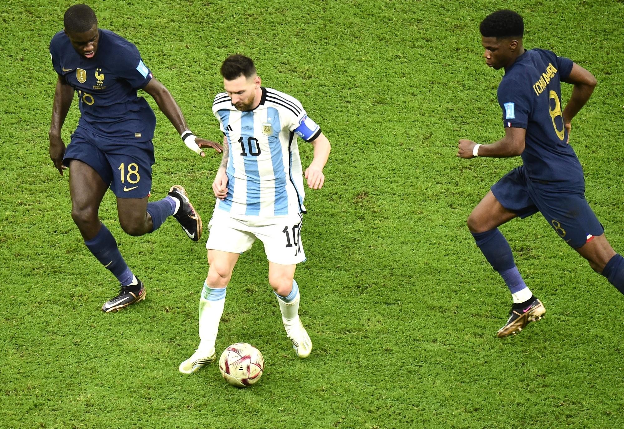 Messi, new faces in Argentina squad for U.S. friendlies