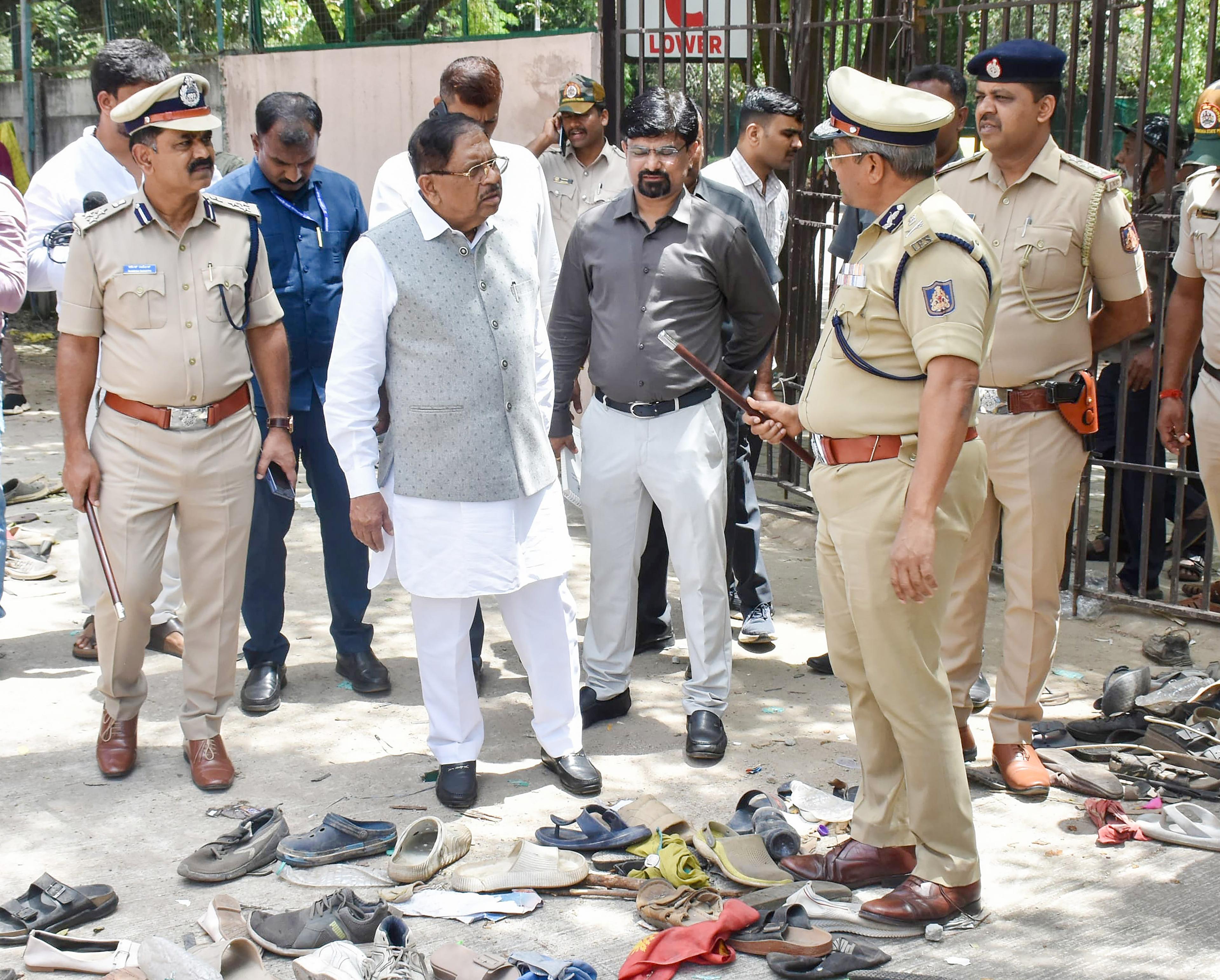 K'taka govt extends Justice Michael D’Cunha Commission’s term to facilitate stampede case probe