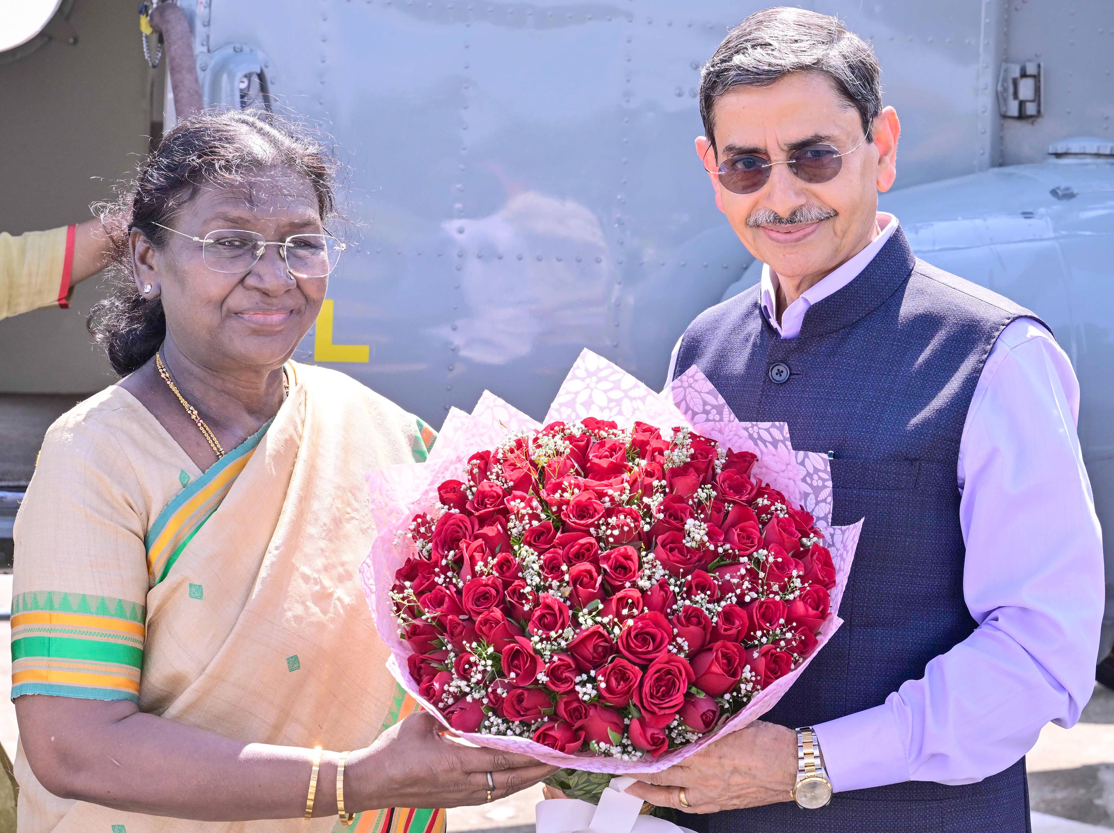 President Droupadi Murmu arrives in Hyderabad for winter sojourn