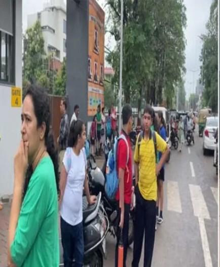 Vadodara's Navrachana School evacuated after receiving bomb threat message