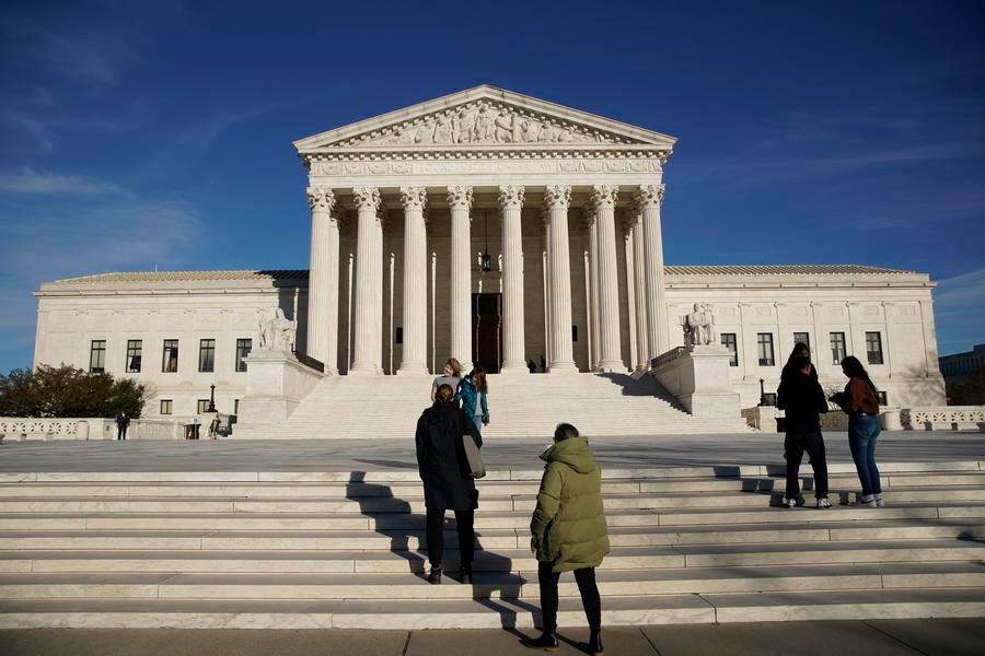 US Supreme Court weighs limits on birthright citizenship