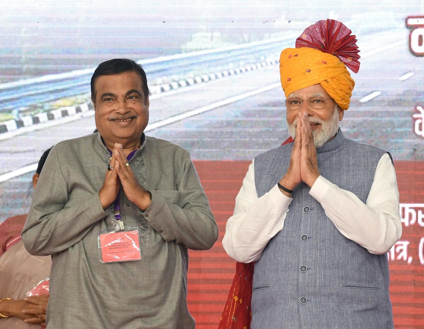 PM Modi wishes Nitin Gadkari on his birthday, praises 'notable contributions' in infrastructure