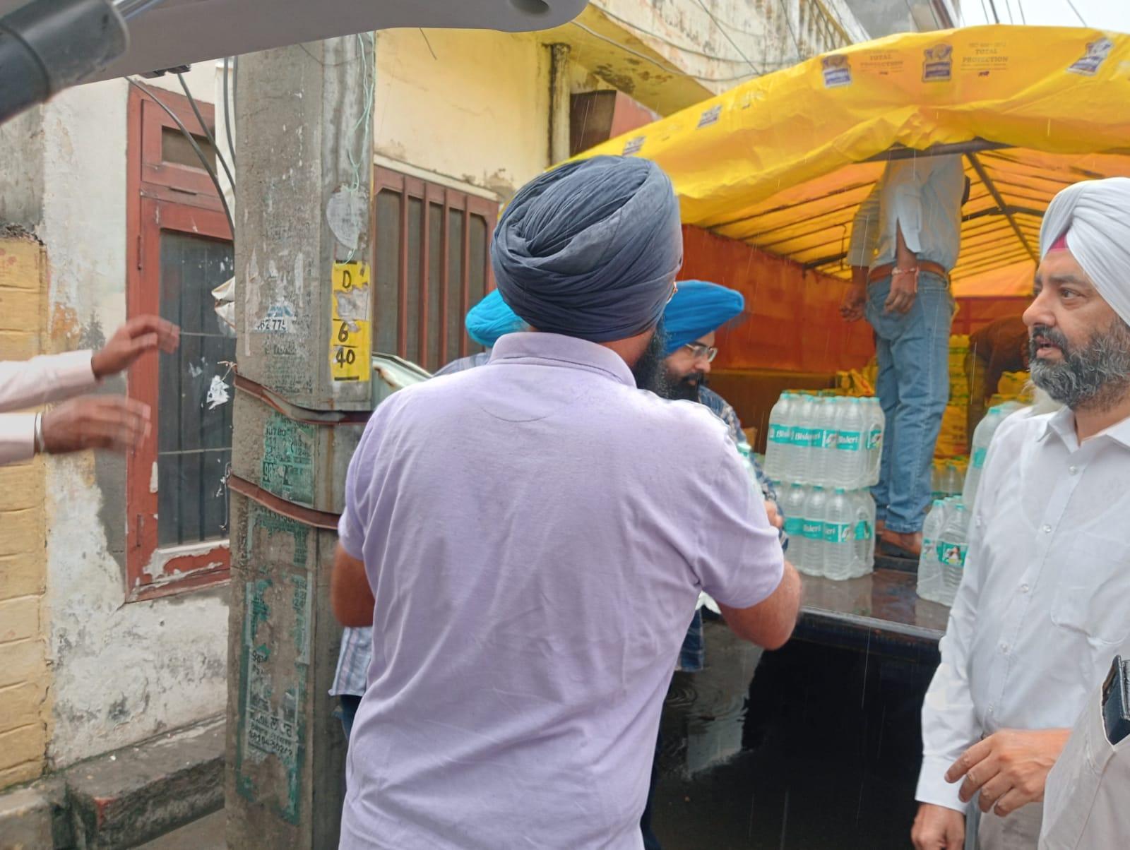 Punjab: Akali Dal distributed relief in flood-hit areas