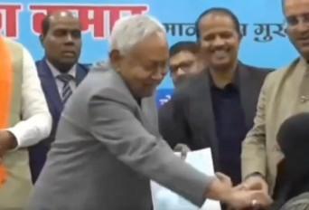 Bihar: AYUSH doctor Nusrat Parveen did not join duty on the last date