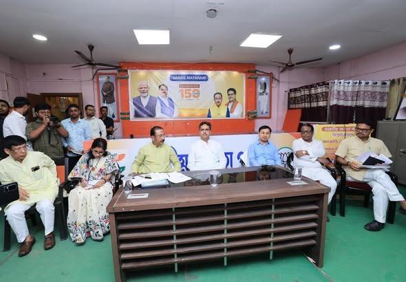 Tripura : BJP holds party meeting in presence of CM, top leaders