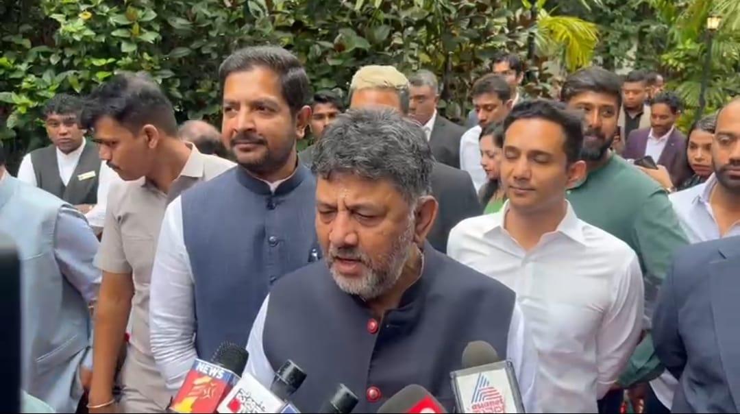 ECI has no right to issue notice to Rahul Gandhi, says K'taka Dy CM Shivakumar