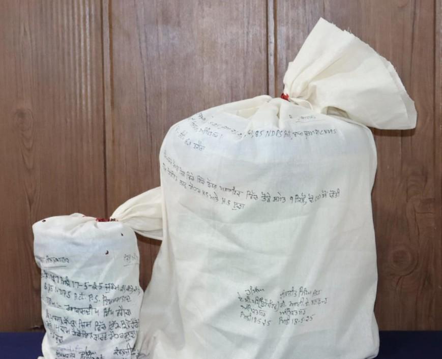 Punjab: Narco trafficking cartel busted; three operatives held, 10.2 kg heroin seized