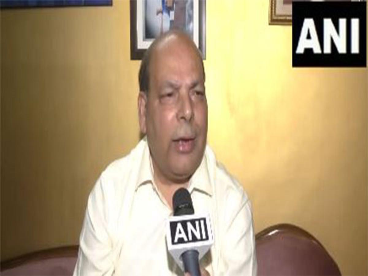 Omprakash Mishra Criticizes Student