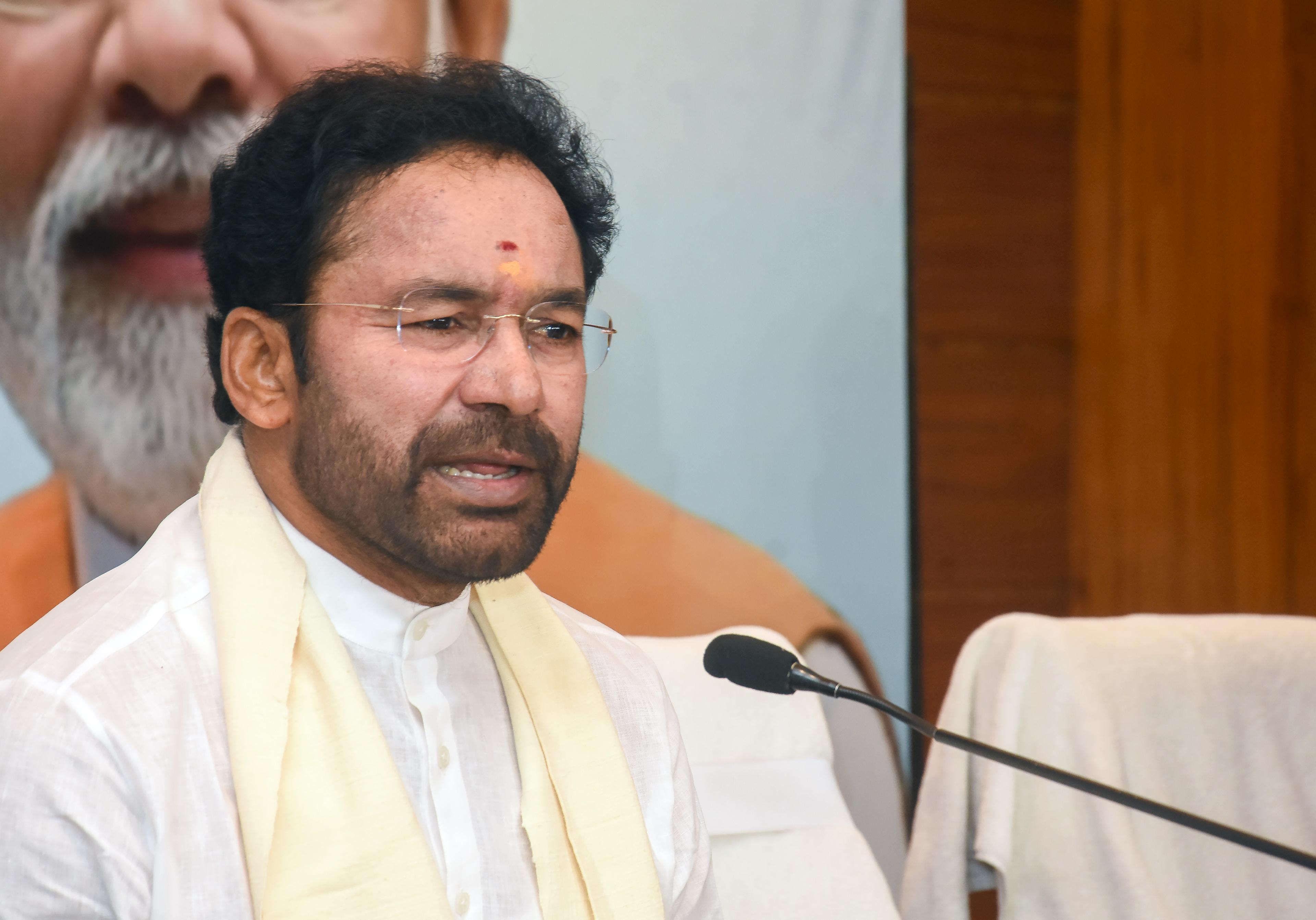 Centre announces Rs 1.03 lakh performance reward for each of 2.47 lakh workers in coal PSUs (Lead)