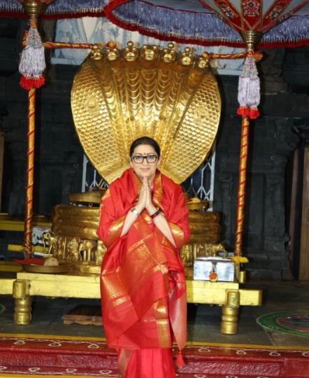 Smriti Irani seeks blessings at Tirupati Balaji, shares pic from her holy trip