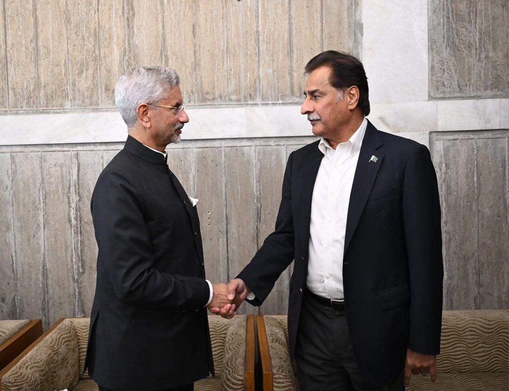 EAM Jaishankar meets Pakistan's National Assembly Speaker in Bangladesh