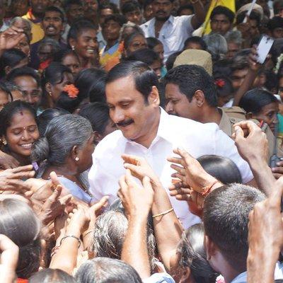 Anbumani meets father Ramadoss amid power struggle in PMK