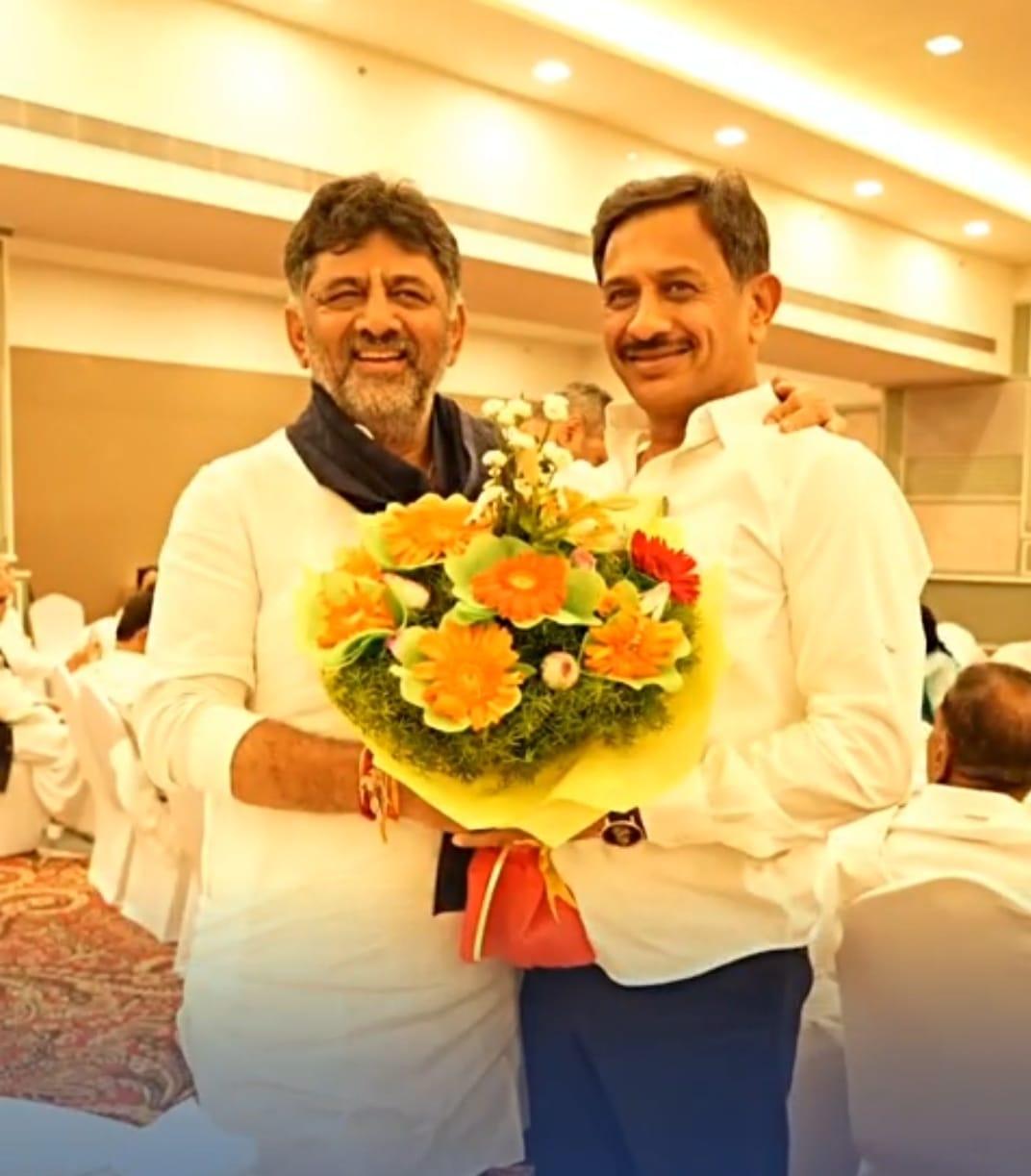 Leadership crisis: K'taka Cong MLA urges high command to intervene, convene CLP meet