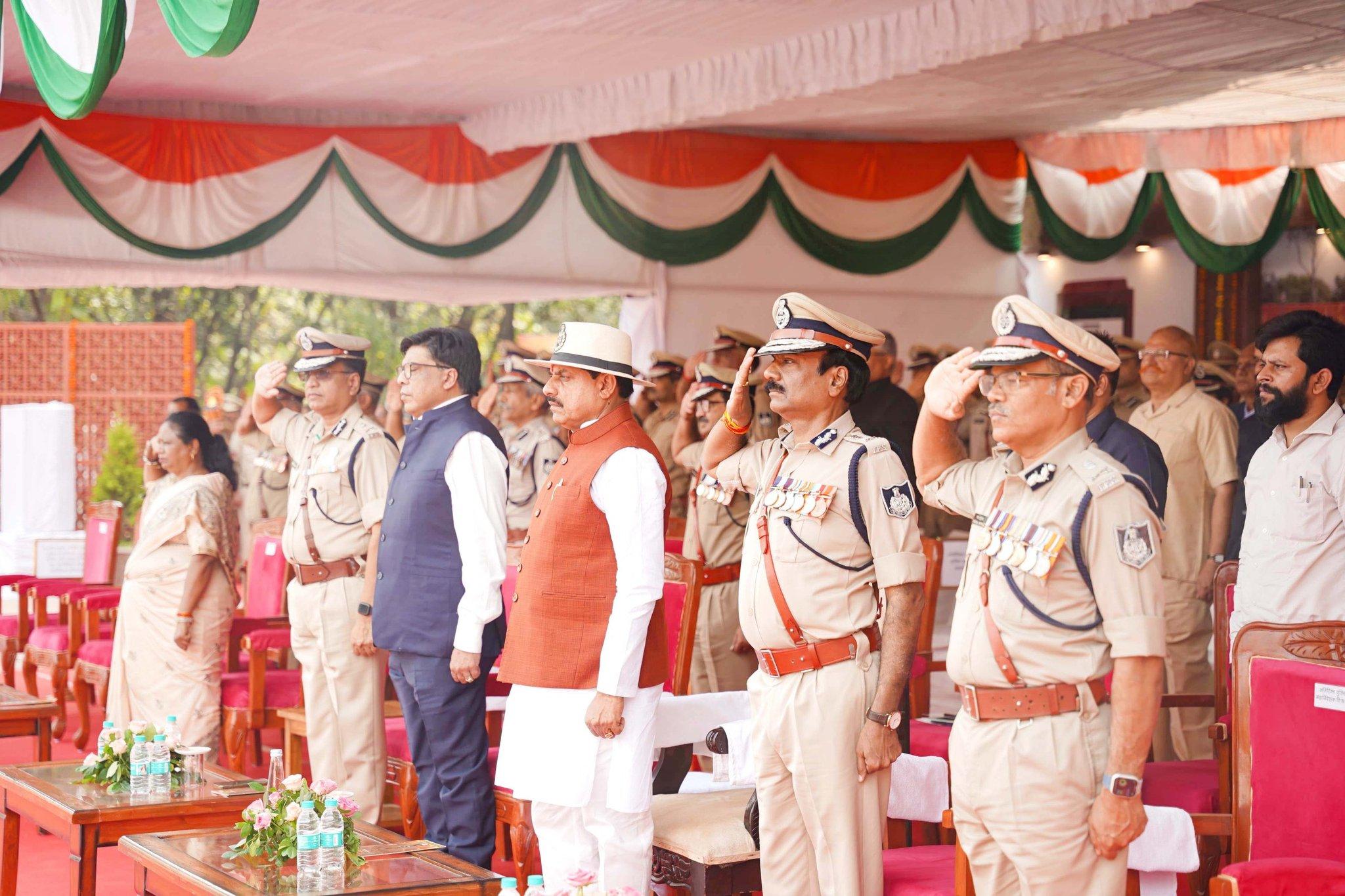 Police Commemoration Day: MP CM pays homage to police personnel