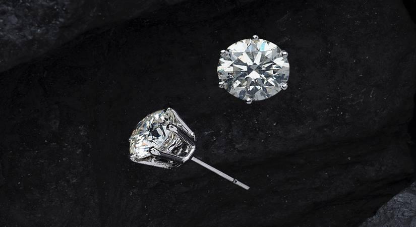 Panna miner’s first dig strikes rich: Farmer unearths five diamonds