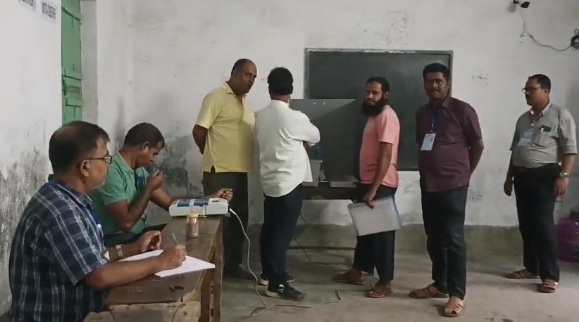 Kaliganj bypoll: Voting underway with stray incidents in first hour