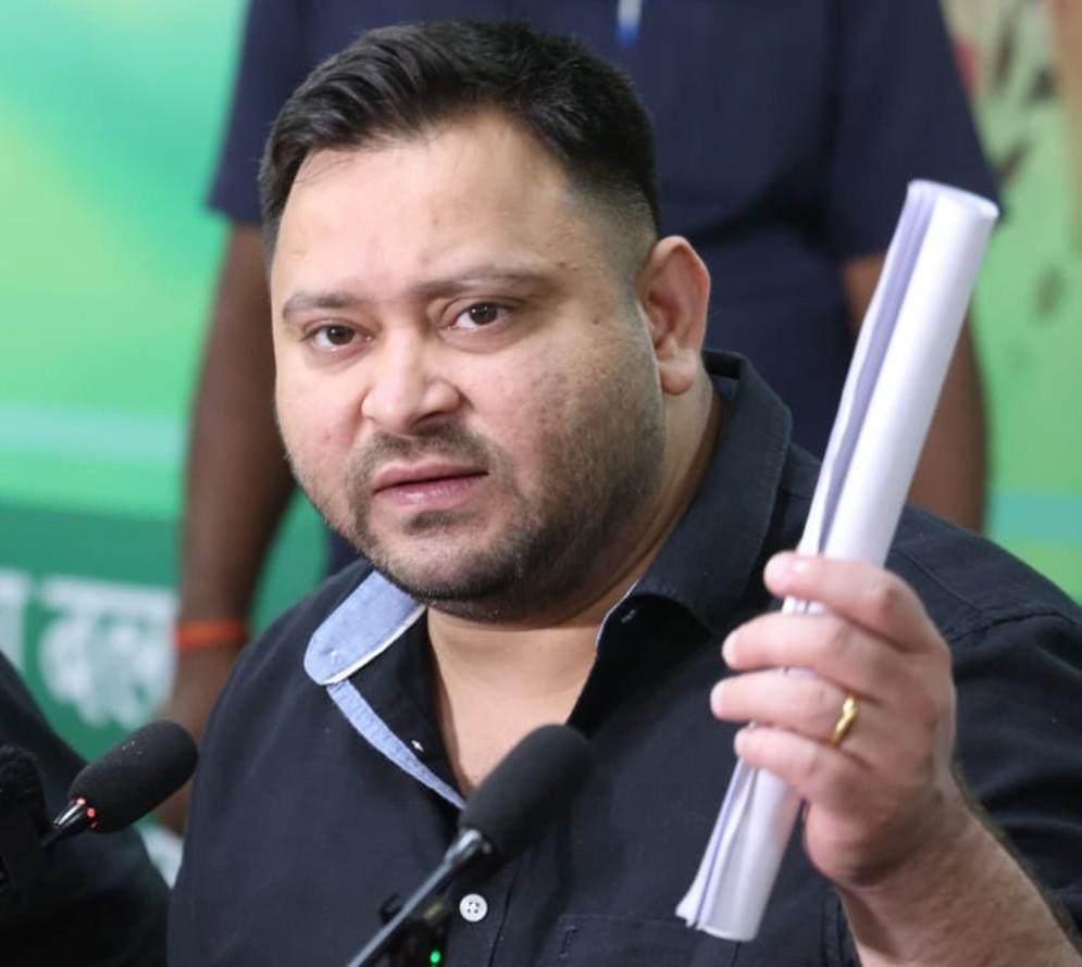 Earlier voters elected govts, now govt choose voters: Tejashwi Yadav (IANS Interview)