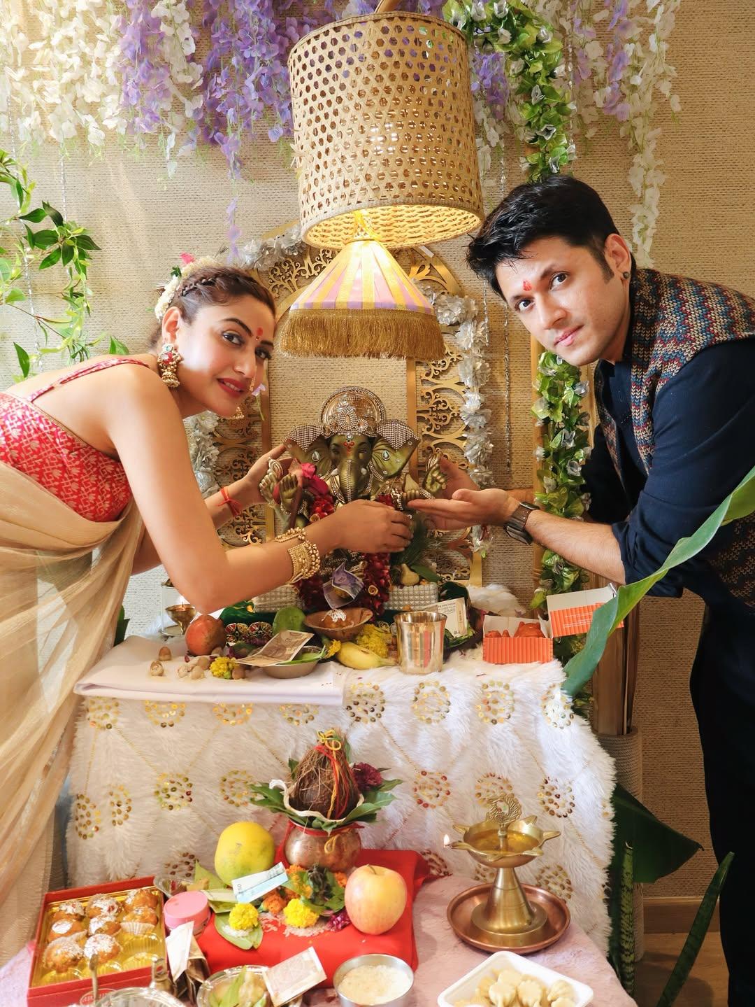Surbhi Chandna welcomes Gannu Bappa with soulful aartis & delicious bhog