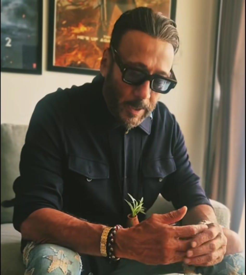 Jackie Shroff revisits ‘Ek Aur Ek Gyarah’ days with Govinda, Sanjay Dutt as film turns 23