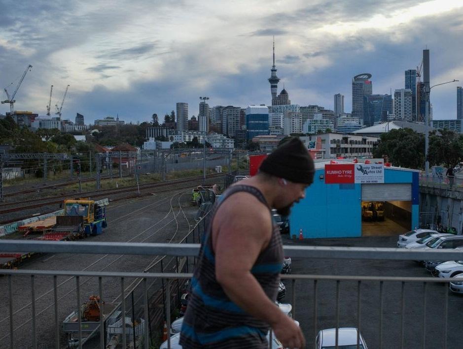 New Zealand median household net worth up 33 per cent, wealth gap persists