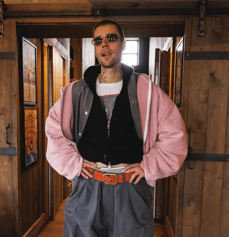 Justin Bieber drops cryptic posts about honesty and love