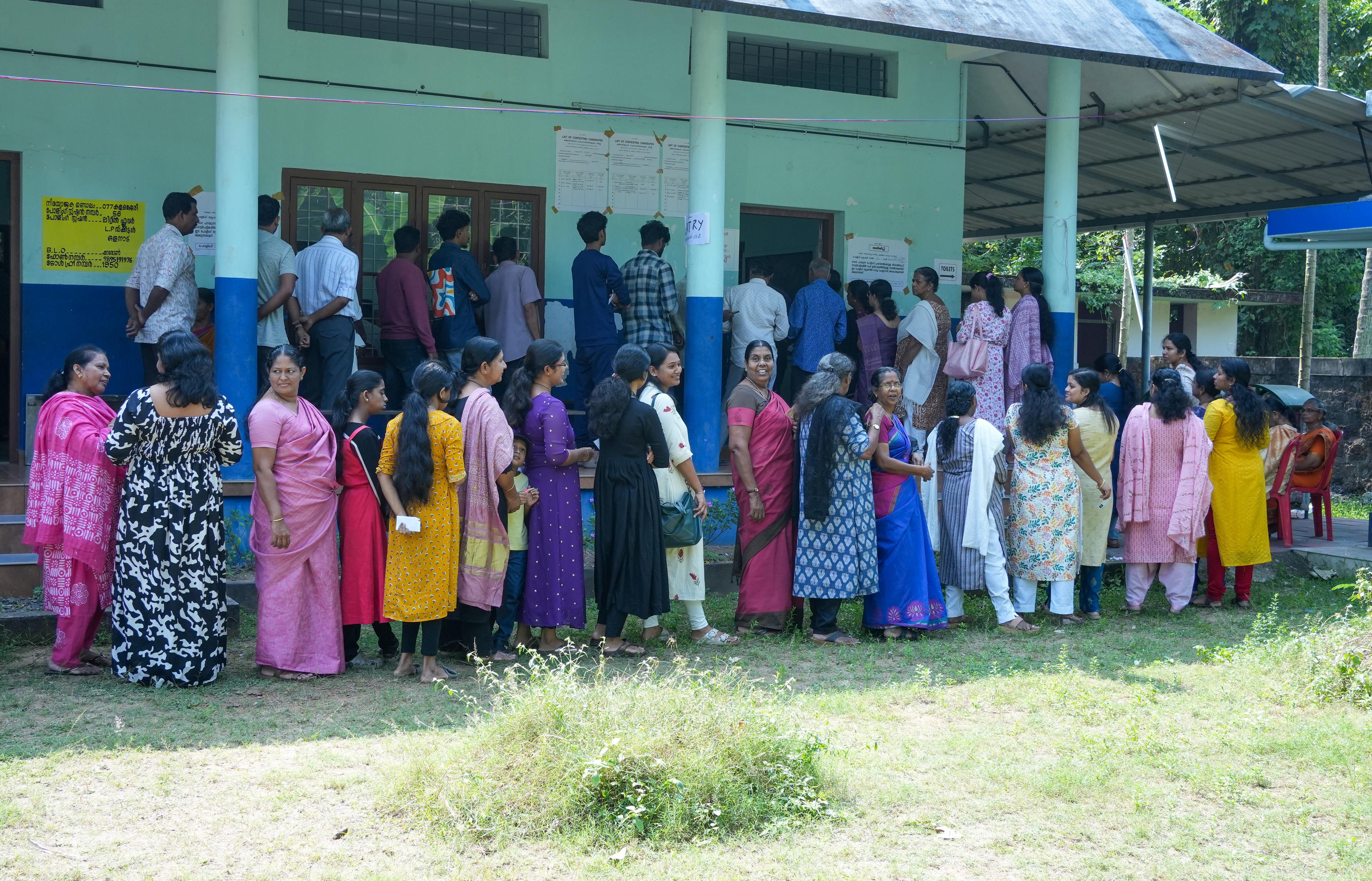 Stage set for second and final phase of local body polls in Kerala tomorrow