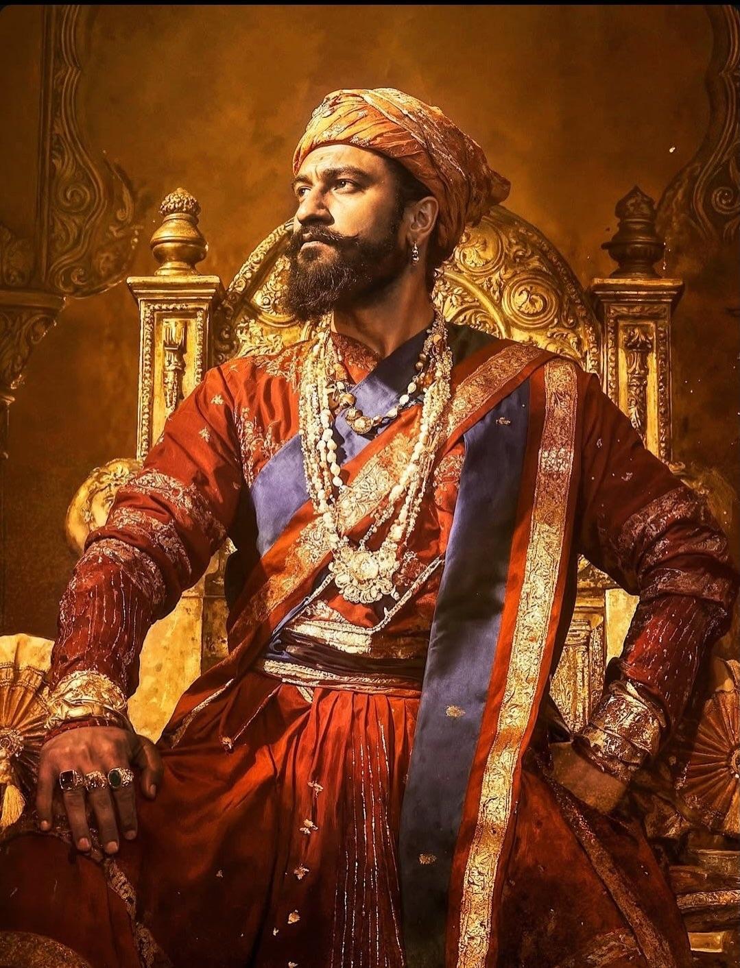 Vicky Kaushal bows his head to the great Maratha legacy as 'Chhaava' turns 1