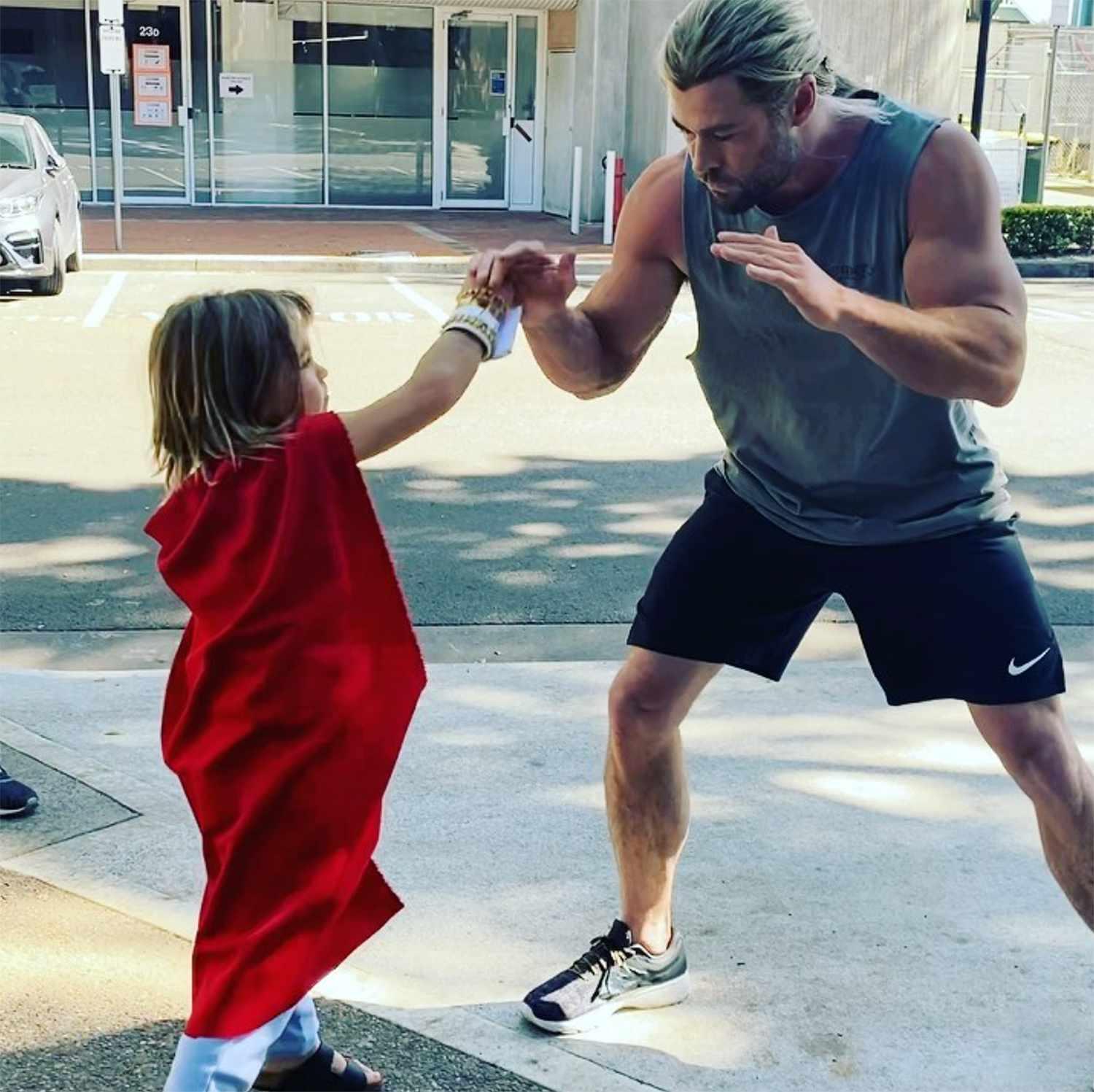 Chris Hemsworth and his son