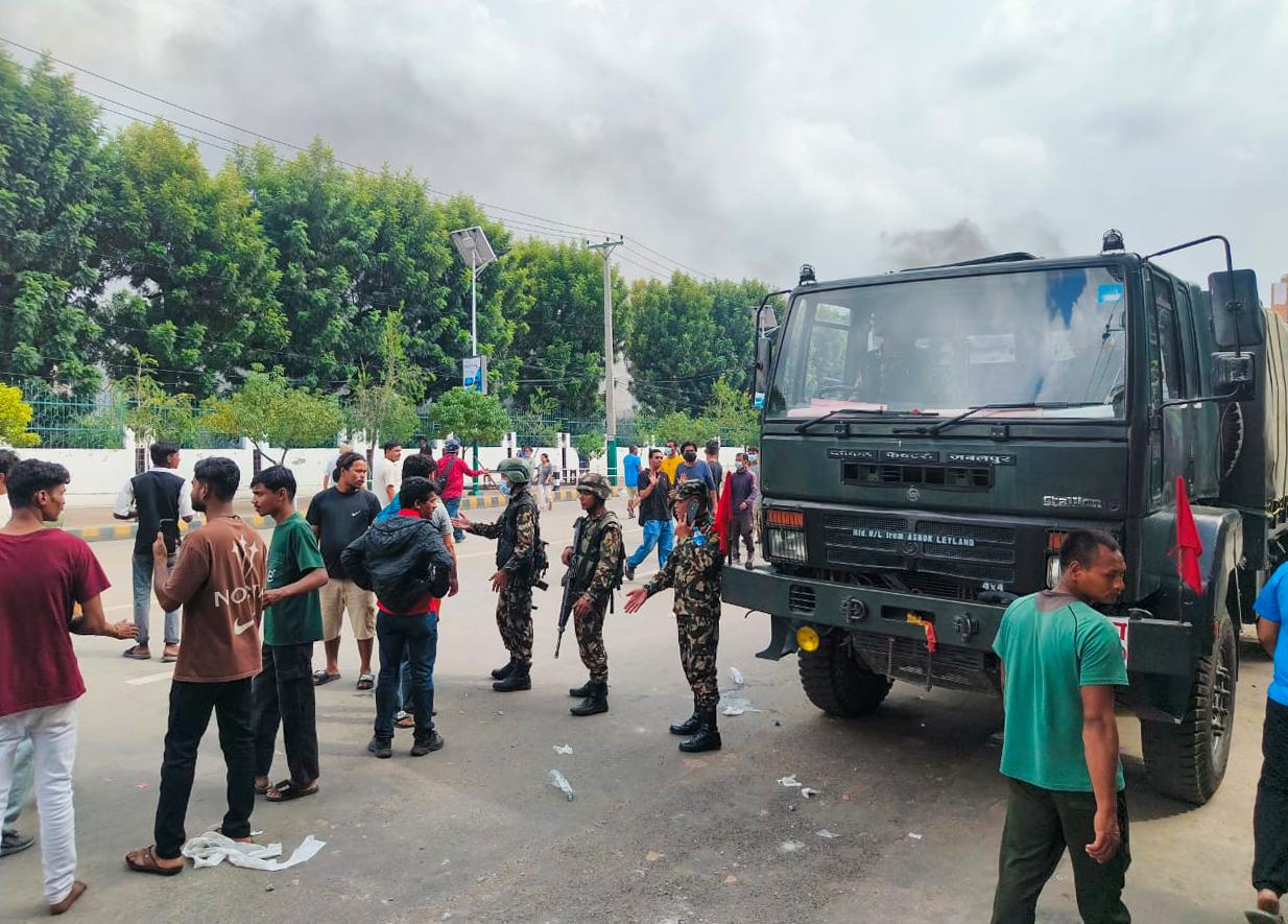 Nepal: Uncertainty continues as Army tries to stem violence