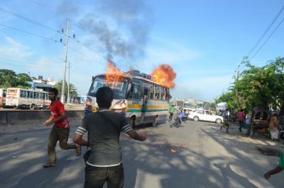 IANS Year Ender 2025: Bangladesh stares at possible economic slide as violence shows no sign of abatement