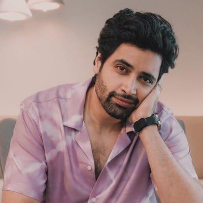 Adivi Sesh responds to Japanese fan's request seeking photo with him in Tokyo