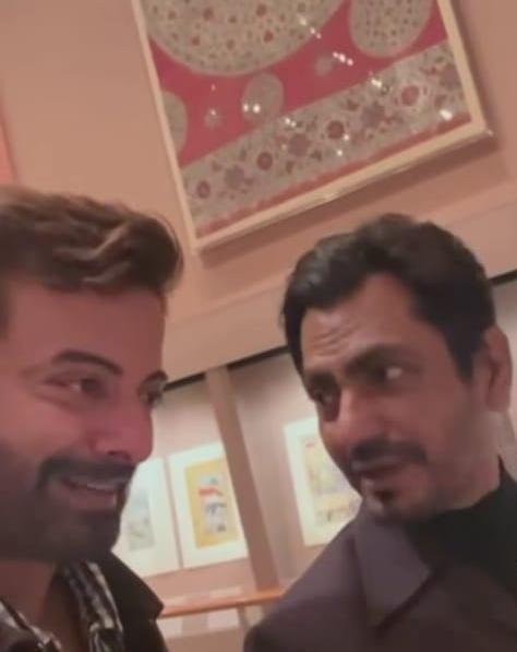 Rahul Bhat & Nawazuddin Siddiqui make a keen observation during their visit to the MET