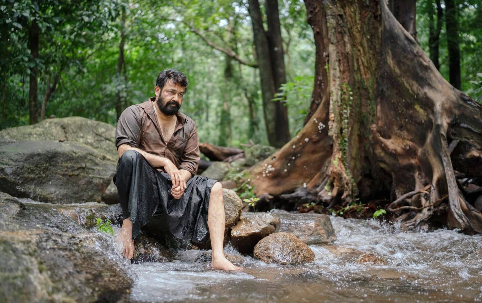 Selvaraghavan calls Mohanlal India's best actor!