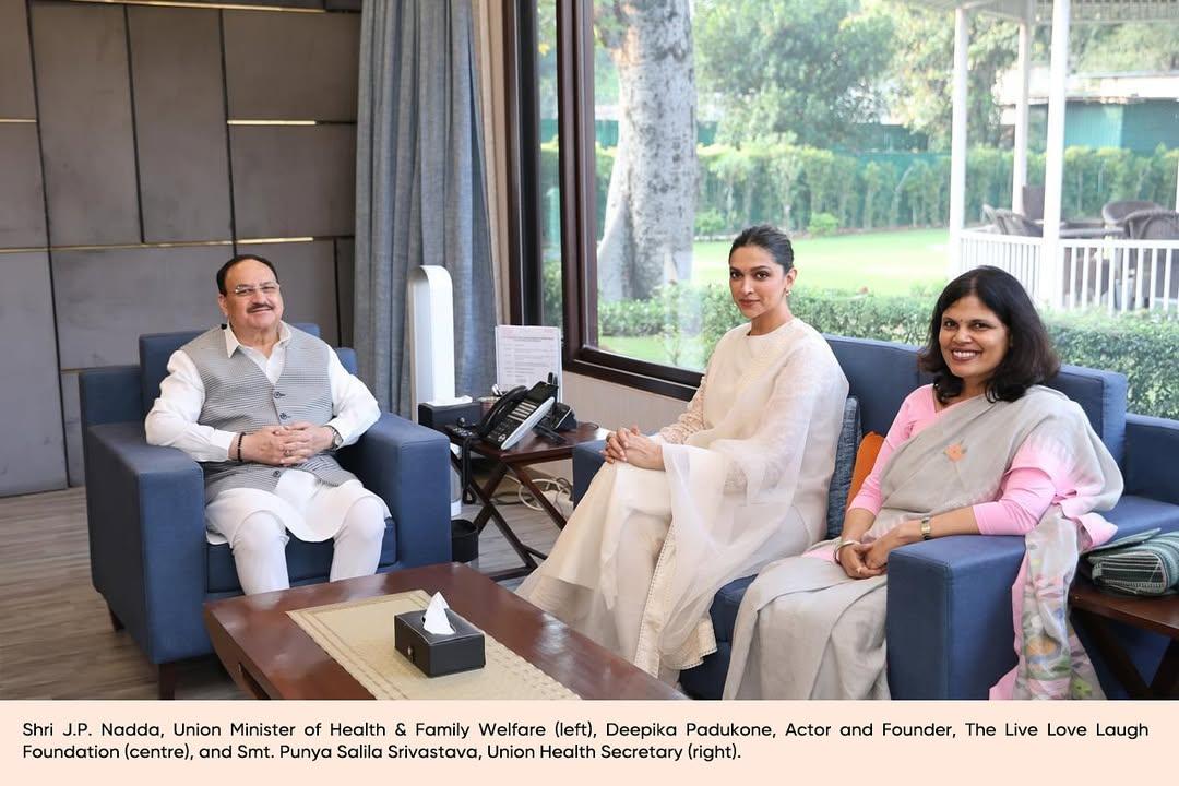 Ranveer Singh cheers for Deepika Padukone as she becomes first Mental Health Ambassador