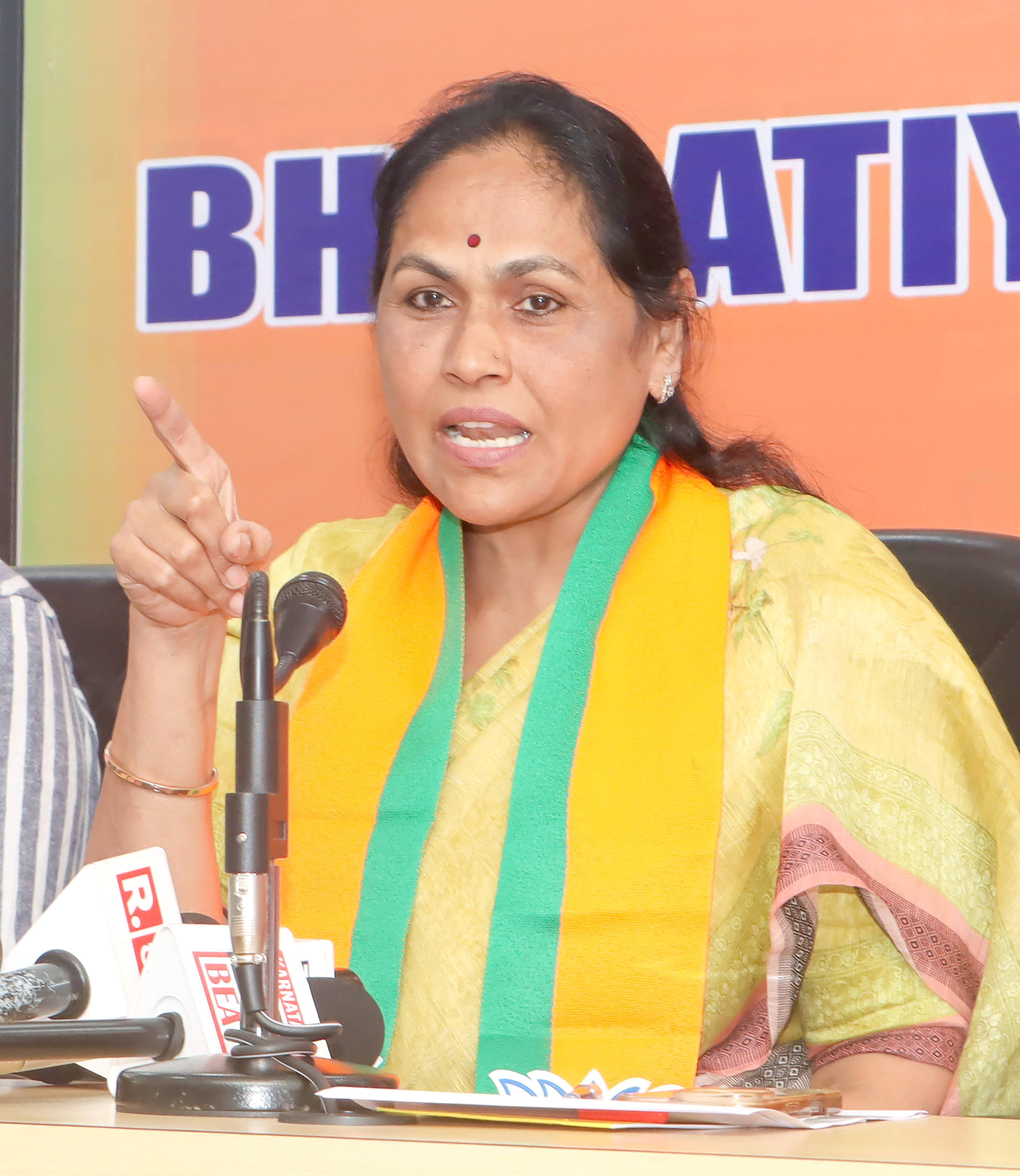 Corruption in Cong govt, says Union Minister after 2 K'taka cops seek bribe from grieving father