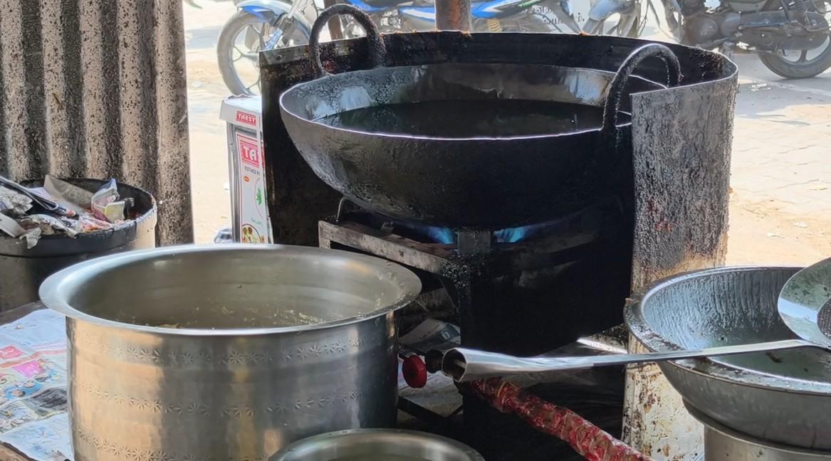 LPG shortage hits Patna, other Bihar districts; eateries, restaurant owners slash menus