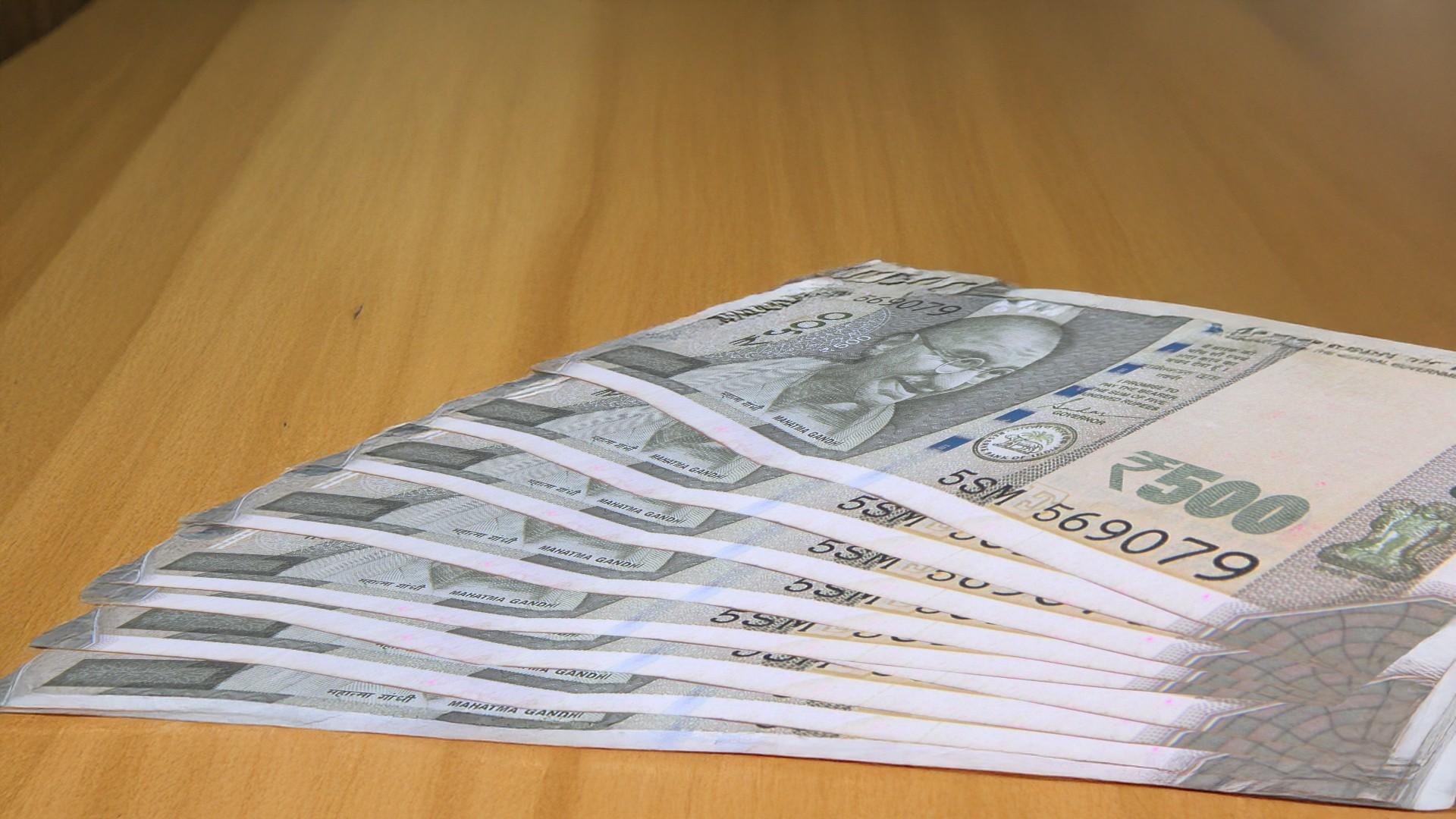 Foreign portfolio investors act as major driver of daily rupee moves