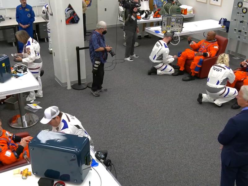 Artemis II set for first crewed moon mission in over 50 years (Lead)