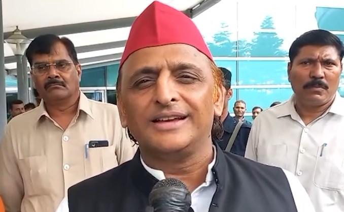 'Should become Delivery Chief Minister': SP chief Akhilesh takes jibe at UP Dy CM