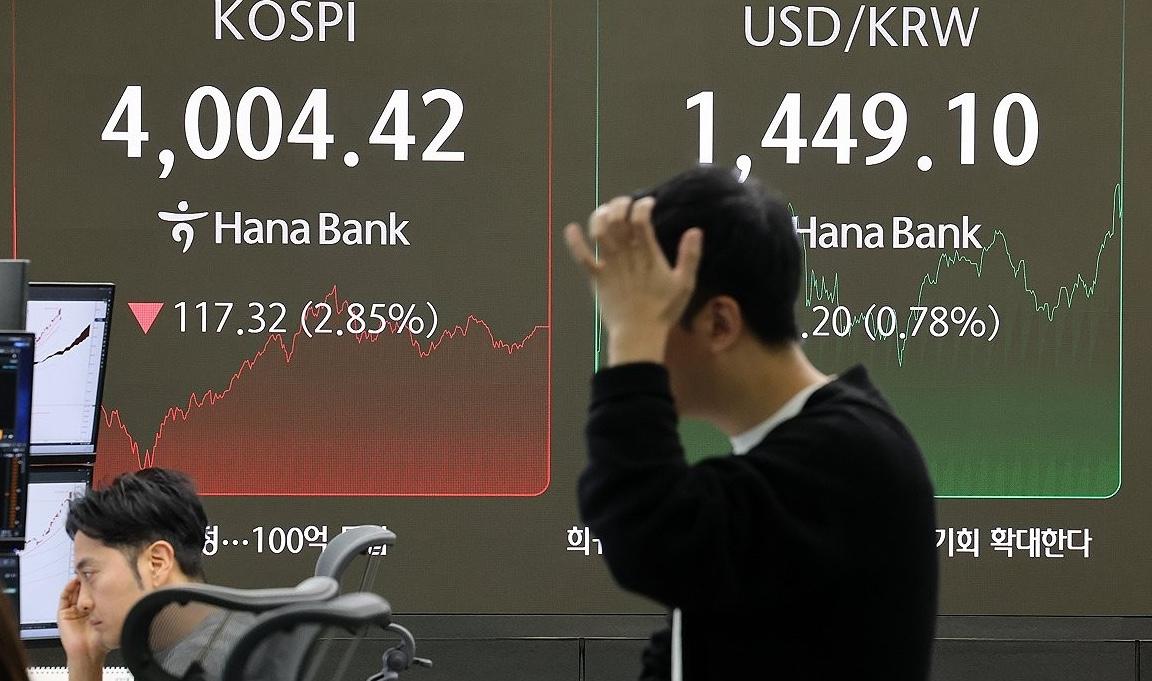 Valuation fears rout South Korean stock market