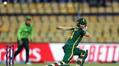 Women's World Cup: Wolvaardt, Kapp power South Africa to 312 in rain-hit clash with Pakistan