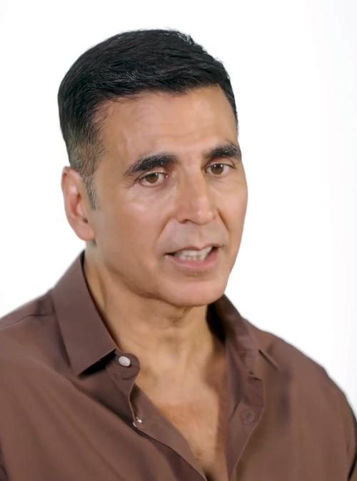 Akshay Kumar reacts to the language debate in Bollywood: Have always chosen Hindi no matter what