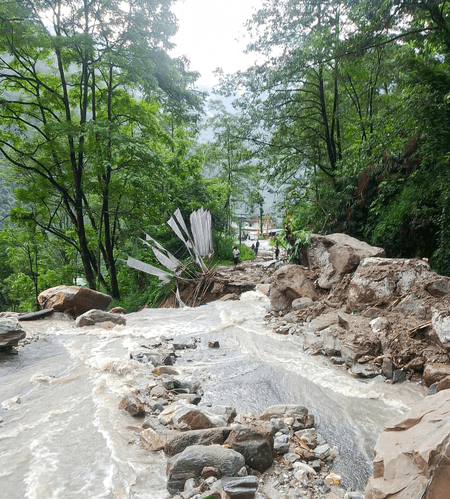 Andhra launches efforts to evacuate Telugus stranded in Sikkim