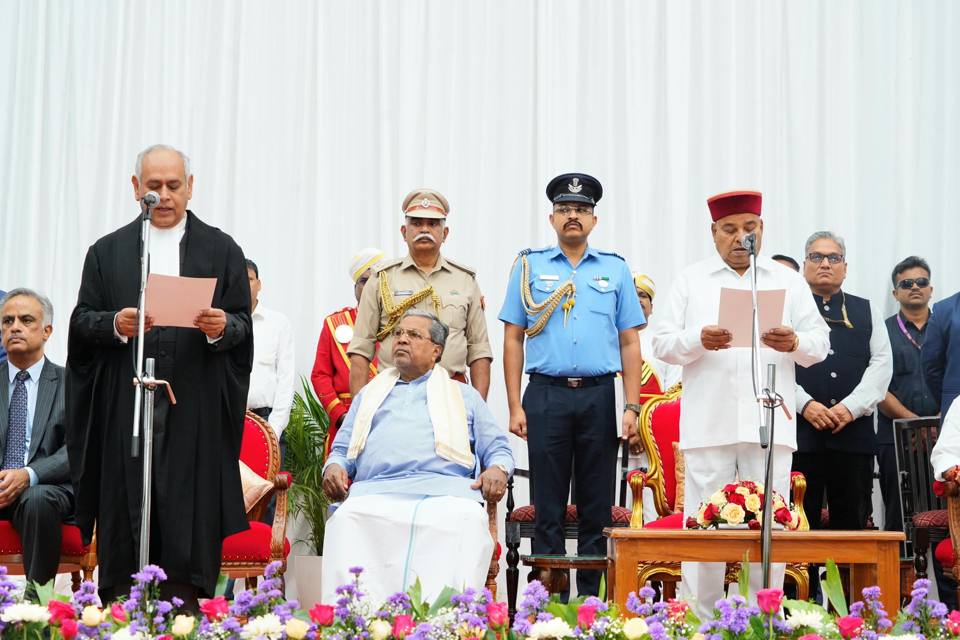Justice Vibhu Bakhru takes oath as Chief Justice of Karnataka High Court