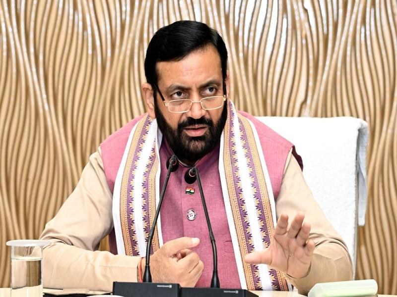 Complete projects in Gram Panchayats within timeframe, Haryana CM tells officials