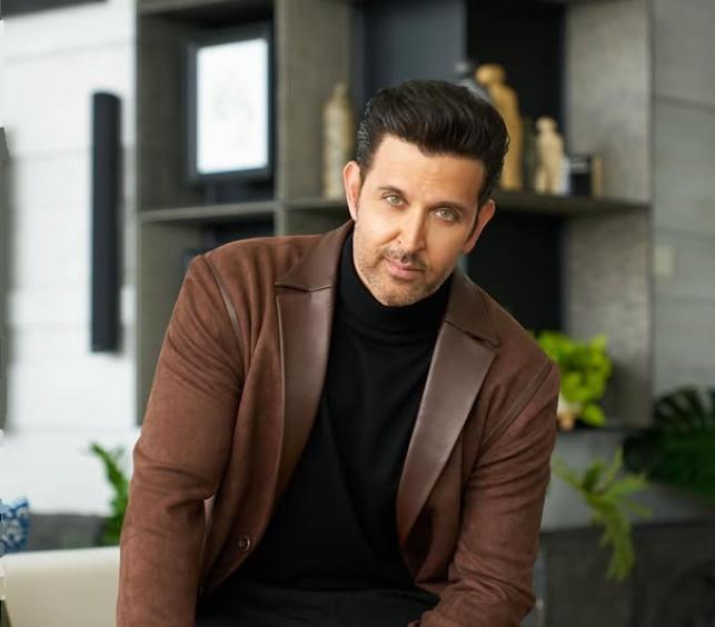 Hrithik Roshan throws idea to Ryan Gosling of hanging out with respective aliens buddies