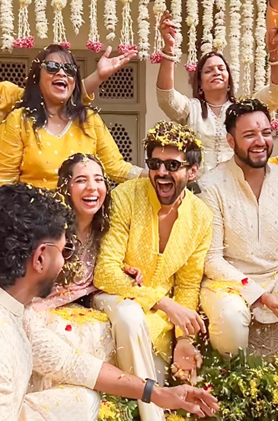 Kartik Aaryan cannot contain his excitement at sister Kritika's flower haldi ceremony