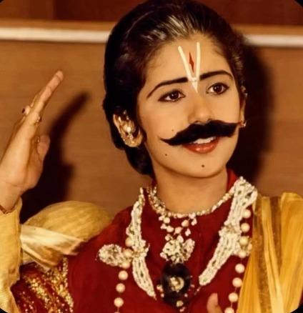 Manisha Koirala treats the netizens with a throwback pic from her school play
