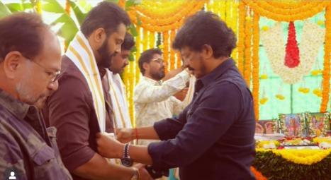Unni Mukundan-starrer PM Narendra Modi's biopic ‘Maa Vande’ begins filming with first-day pooja