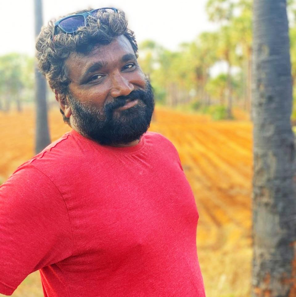 Actress Viji Chandrasekar condoles death of director Vikram Sugumaran; Urges people not to overwork